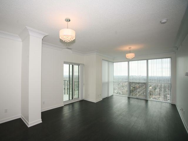 Lph 206 - 5168 Yonge St, Condo with 2 bedrooms, 1 bathrooms and 1 parking in Toronto ON | Image 3