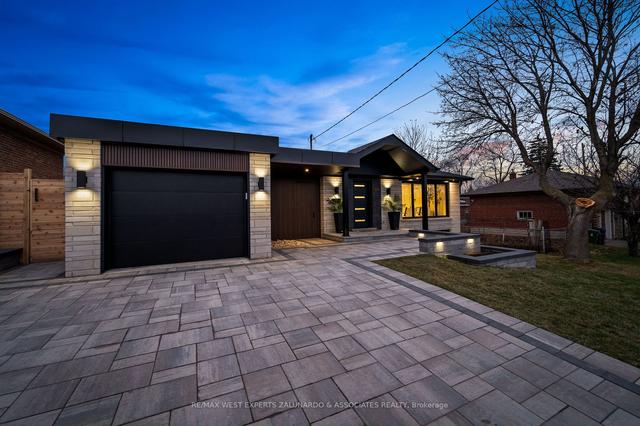 69 Burr Ave, House detached with 3 bedrooms, 3 bathrooms and 5 parking in Toronto ON | Image 34