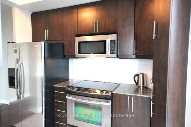 2205 - 18 Holmes Ave, Condo with 2 bedrooms, 2 bathrooms and 1 parking in Toronto ON | Image 19