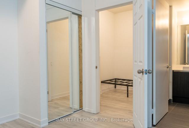 727 - 251 Manitoba St, Condo with 1 bedrooms, 1 bathrooms and 1 parking in Toronto ON | Image 6
