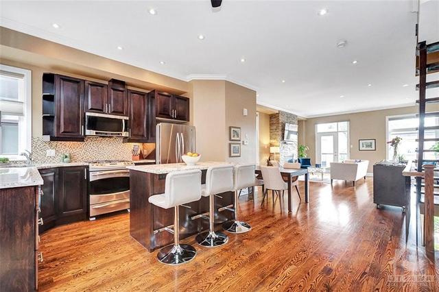 71 Herridge Street, Home with 3 bedrooms, 4 bathrooms and 2 parking in Ottawa ON | Image 13