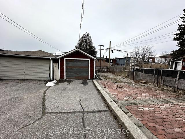 486 Northcliff Blvd W, House detached with 3 bedrooms, 2 bathrooms and 1 parking in Toronto ON | Image 12