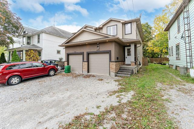 4993 St. Clair Ave, House semidetached with 3 bedrooms, 2 bathrooms and 3 parking in Niagara Falls ON | Image 12