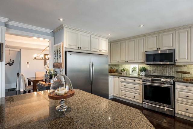 396 Oak St, House detached with 3 bedrooms, 3 bathrooms and 6 parking in Newmarket ON | Image 37