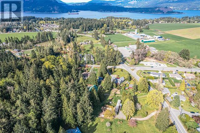 1490 Cowichan Bay Rd, House other with 3 bedrooms, 1 bathrooms and 3 parking in Cowichan Valley D BC | Image 7
