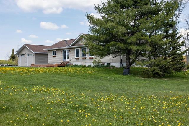 13922 Hwy 522, House detached with 2 bedrooms, 1 bathrooms and 16 parking in Parry Sound, Unorganized, Centre Part ON | Image 21