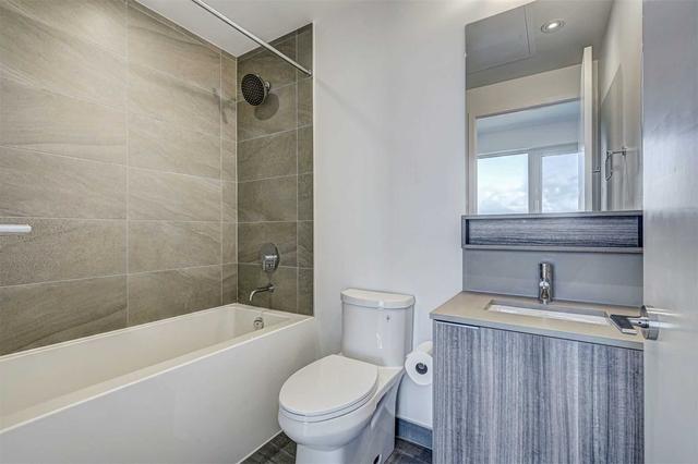 4910 - 5 Buttermill Ave, Condo with 2 bedrooms, 2 bathrooms and 134 parking in Vaughan ON | Image 4