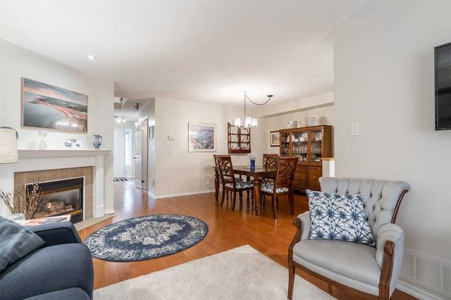 2 - 94 Huntingwood Ave, Townhouse with 3 bedrooms, 2 bathrooms and 2 parking in Hamilton ON | Image 7