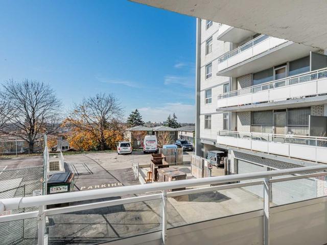 120 - 3460 Keele St W, Condo with 2 bedrooms, 1 bathrooms and 1 parking in Toronto ON | Image 17