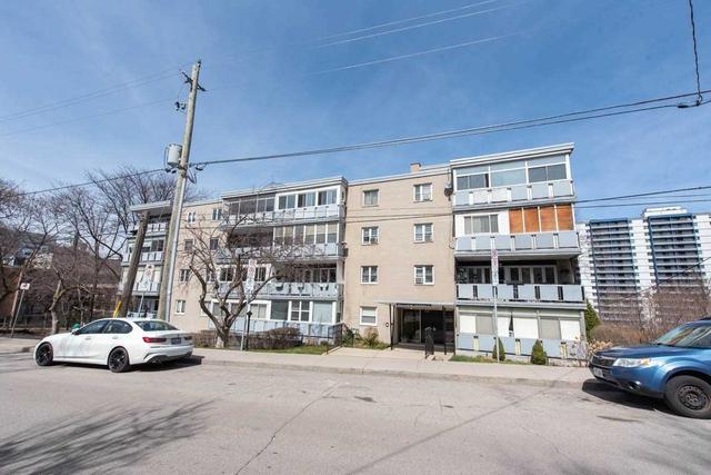 403 - 107 St. Joseph's Dr, Condo with 2 bedrooms, 1 bathrooms and 1 parking in Hamilton ON | Image 12