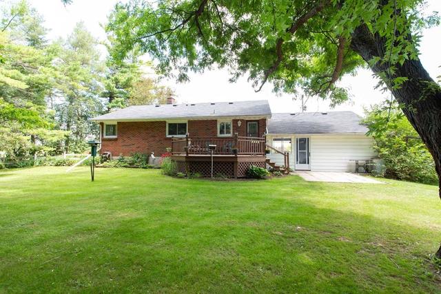 349 Angeline St, House detached with 2 bedrooms, 1 bathrooms and 7 parking in Kawartha Lakes ON | Image 28