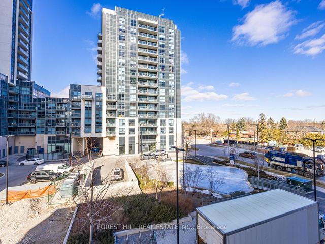 301 - 10 Meadowglen Pl, Condo with 3 bedrooms, 2 bathrooms and 0 parking in Toronto ON | Image 14