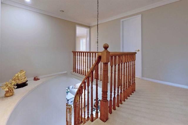 8 Varley Dr, House detached with 4 bedrooms, 5 bathrooms and 6 parking in Ajax ON | Image 14