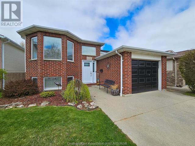 258 Greenfield Lane, House detached with 3 bedrooms, 2 bathrooms and null parking in Chatham Kent ON | Image 1