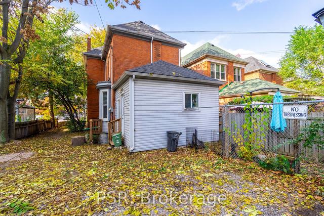 107 Erie Ave, House detached with 5 bedrooms, 2 bathrooms and 5 parking in Hamilton ON | Image 30
