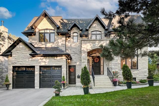 7 Brinloor Blvd, House detached with 4 bedrooms, 7 bathrooms and 6 parking in Toronto ON | Image 1