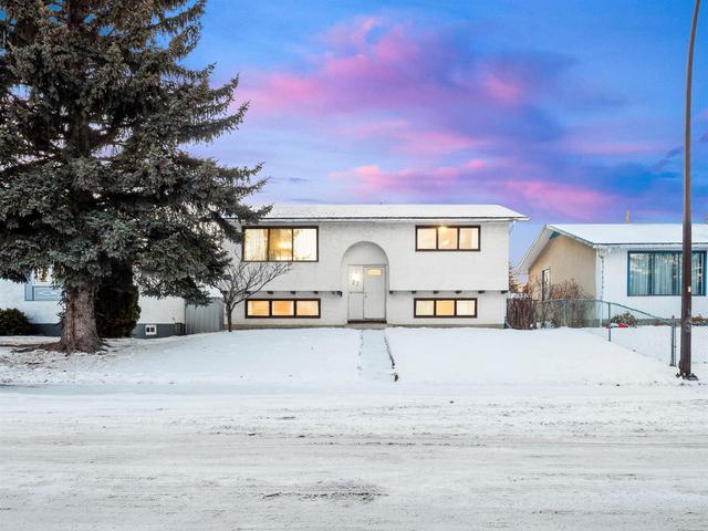 27 Pensville Road Se, House detached with 4 bedrooms, 2 bathrooms and 1 parking in Calgary AB | Image 36