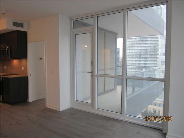 1208 - 50 Forest Manor Rd, Condo with 2 bedrooms, 2 bathrooms and 1 parking in Toronto ON | Image 7