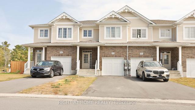 1634 Tenley Dr, House attached with 3 bedrooms, 3 bathrooms and 3 parking in Kingston ON | Image 1