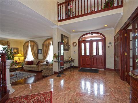 699 Morrish Rd, House detached with 4 bedrooms, 5 bathrooms and 15 parking in Toronto ON | Image 3