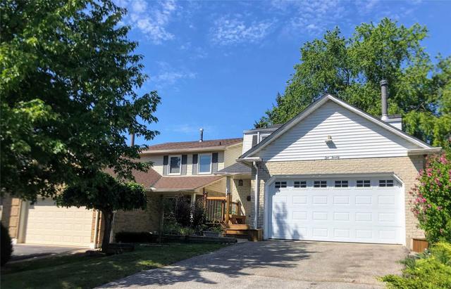 120 Spruce St, House detached with 3 bedrooms, 3 bathrooms and 4 parking in Aurora ON | Image 1