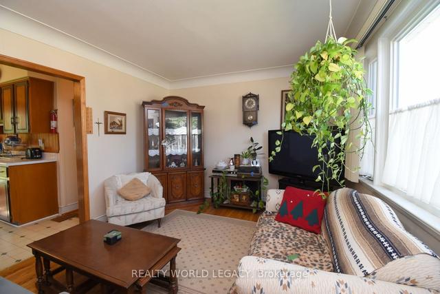 5 West 1st St, House detached with 2 bedrooms, 1 bathrooms and 3 parking in Hamilton ON | Image 25
