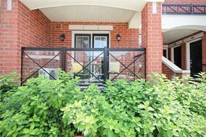 12 - 2480 Post Rd, Townhouse with 2 bedrooms, 2 bathrooms and 1 parking in Oakville ON | Image 3