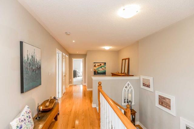 393 William Dunn Cres, House attached with 3 bedrooms, 4 bathrooms and 3 parking in Newmarket ON | Image 7