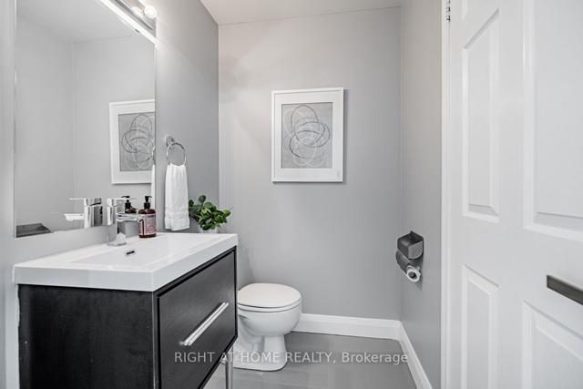218 - 51 Halton St, Townhouse with 2 bedrooms, 2 bathrooms and 1 parking in Toronto ON | Image 18