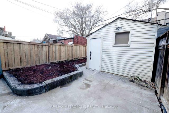 1194 Davenport Rd, House semidetached with 3 bedrooms, 3 bathrooms and 1 parking in Toronto ON | Image 21