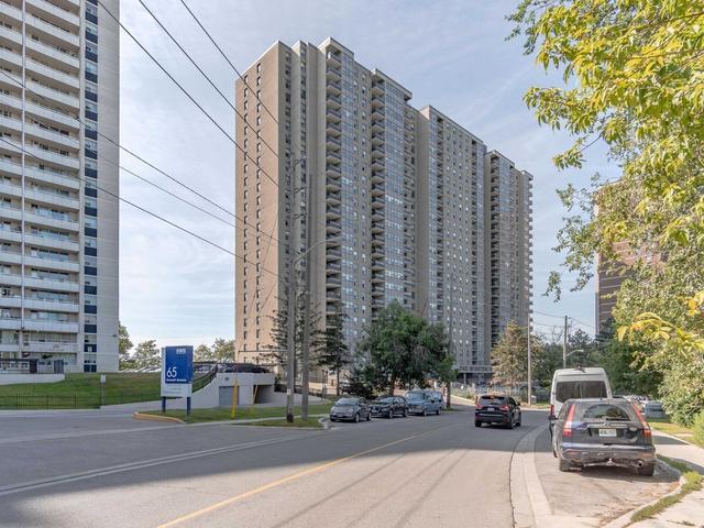 1009 - 75 Emmett Ave, Condo with 3 bedrooms, 2 bathrooms and 1 parking in Toronto ON | Image 12