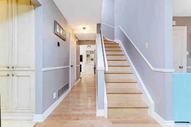 874 Childs Dr, House detached with 4 bedrooms, 2 bathrooms and 4 parking in Milton ON | Image 11