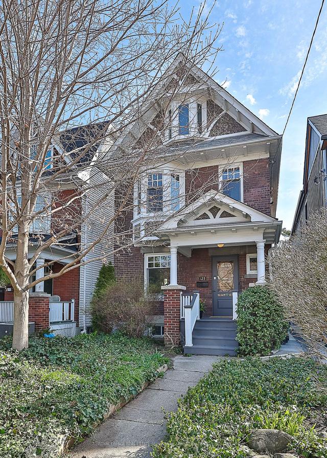 125 Chester Ave, House detached with 4 bedrooms, 3 bathrooms and 2 parking in Toronto ON | Image 12