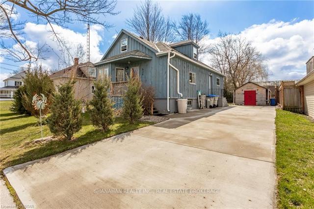 438 Huron Street St, House detached with 3 bedrooms, 2 bathrooms and 3 parking in Warwick ON | Image 34