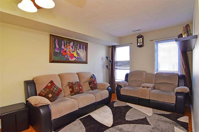 100 - 1050 Bristol Rd W, Townhouse with 3 bedrooms, 3 bathrooms and 1 parking in Mississauga ON | Image 8