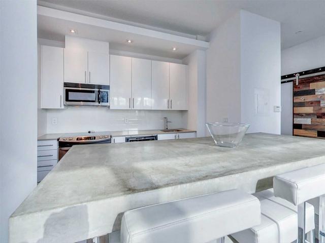t1 - 165 Legion Rd, Condo with 1 bedrooms, 1 bathrooms and 2 parking in Toronto ON | Image 29