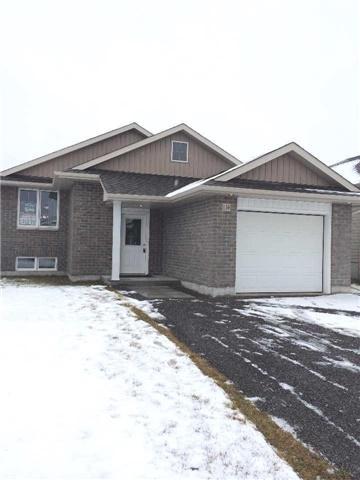 130 Greenhill Lane, House detached with 3 bedrooms, 2 bathrooms and 3 parking in Belleville ON | Image 2