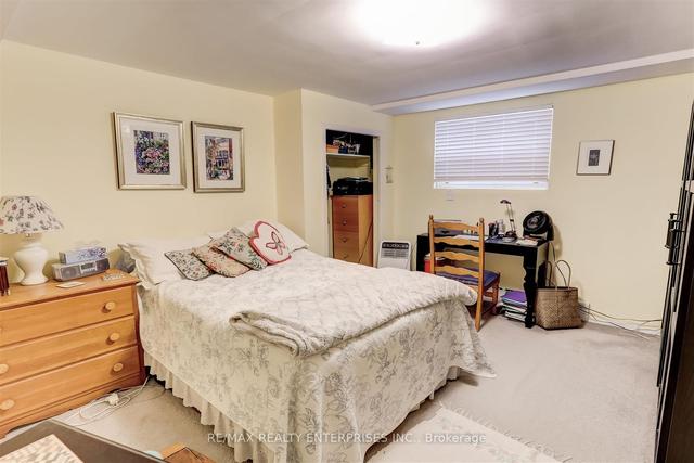 22 Rowland St, House detached with 4 bedrooms, 3 bathrooms and 3 parking in Toronto ON | Image 19