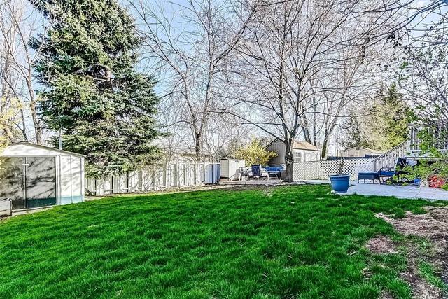 2592 Sherhill Dr S, House semidetached with 3 bedrooms, 4 bathrooms and 6 parking in Mississauga ON | Image 18
