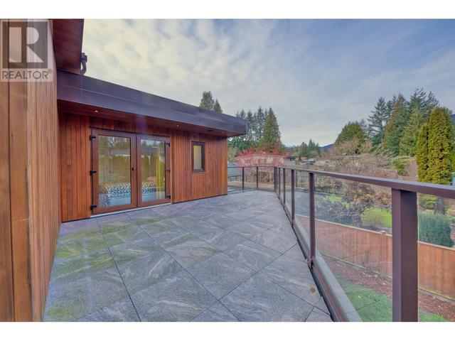 3606 Edgemont Boulevard, House detached with 7 bedrooms, 6 bathrooms and 5 parking in North Vancouver BC | Image 31