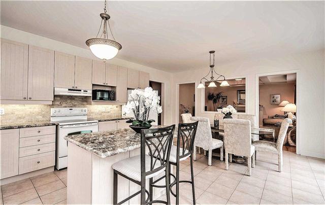 2360 Presquile Dr, House detached with 4 bedrooms, 4 bathrooms and 4 parking in Oakville ON | Image 3
