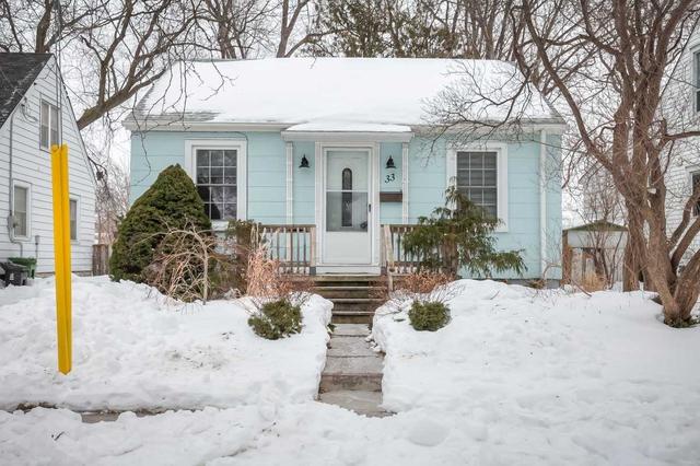 33 Tedder St, House detached with 2 bedrooms, 2 bathrooms and 2 parking in Toronto ON | Image 1