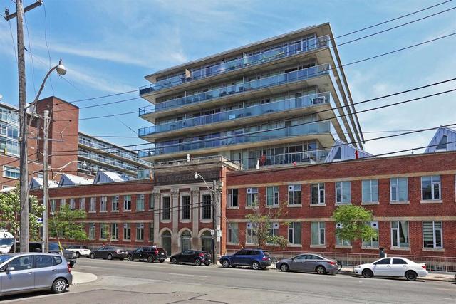 ph 802 - 201 Carlaw Ave, Condo with 1 bedrooms, 2 bathrooms and 1 parking in Toronto ON | Image 1
