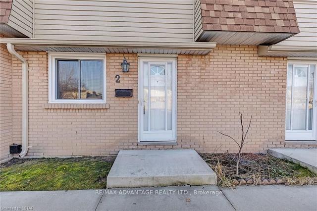 2 - 775 Osgoode Dr, Townhouse with 3 bedrooms, 2 bathrooms and 1 parking in London ON | Image 12