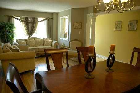 79 Williamson Dr, House detached with 5 bedrooms, 3 bathrooms and 4 parking in Brampton ON | Image 4