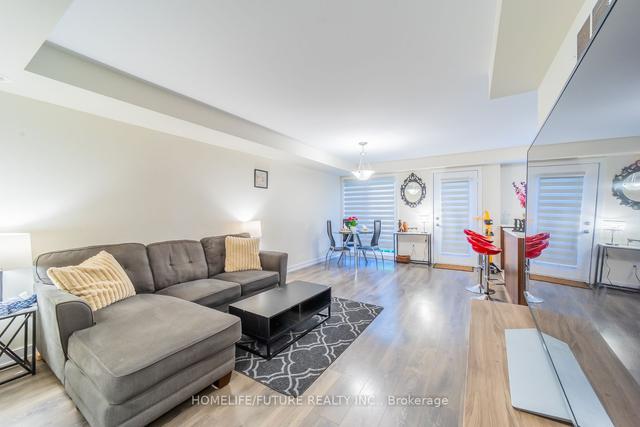 2712 - 2 Gable Hurst Way, Townhouse with 3 bedrooms, 2 bathrooms and 1 parking in Markham ON | Image 3