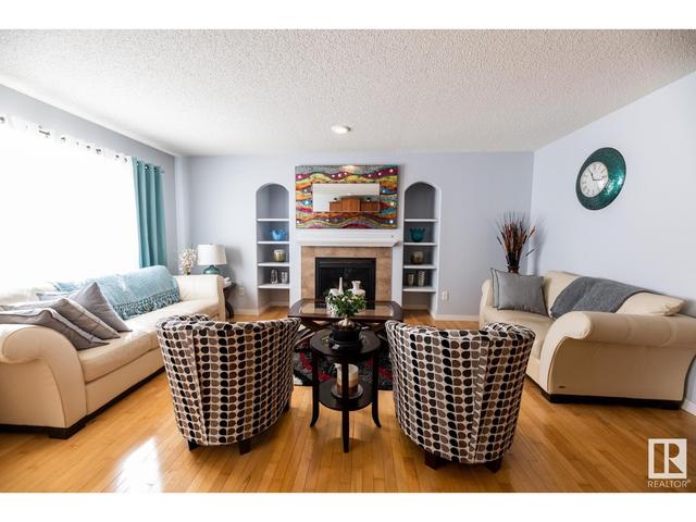 643 61 St Sw, House detached with 3 bedrooms, 2 bathrooms and 4 parking in Edmonton AB | Image 8