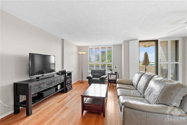 508 - 200 Lafontaine Avenue, Condo with 2 bedrooms, 2 bathrooms and 1 parking in Ottawa ON | Image 9