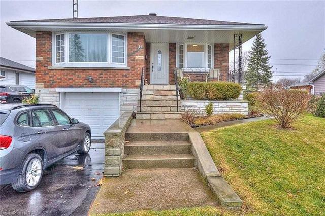37 South Cres, House detached with 3 bedrooms, 2 bathrooms and 3.5 parking in Port Colborne ON | Image 12
