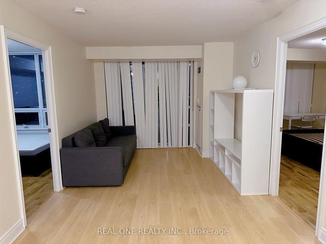 714 - 15 Greenview Ave, Condo with 2 bedrooms, 2 bathrooms and 1 parking in Toronto ON | Image 1